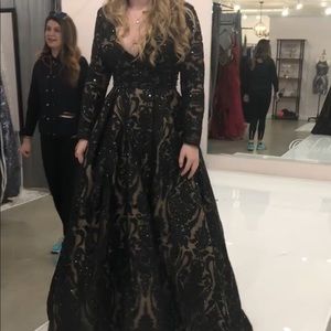 Mac Duggal size 10 black and nude ball gown